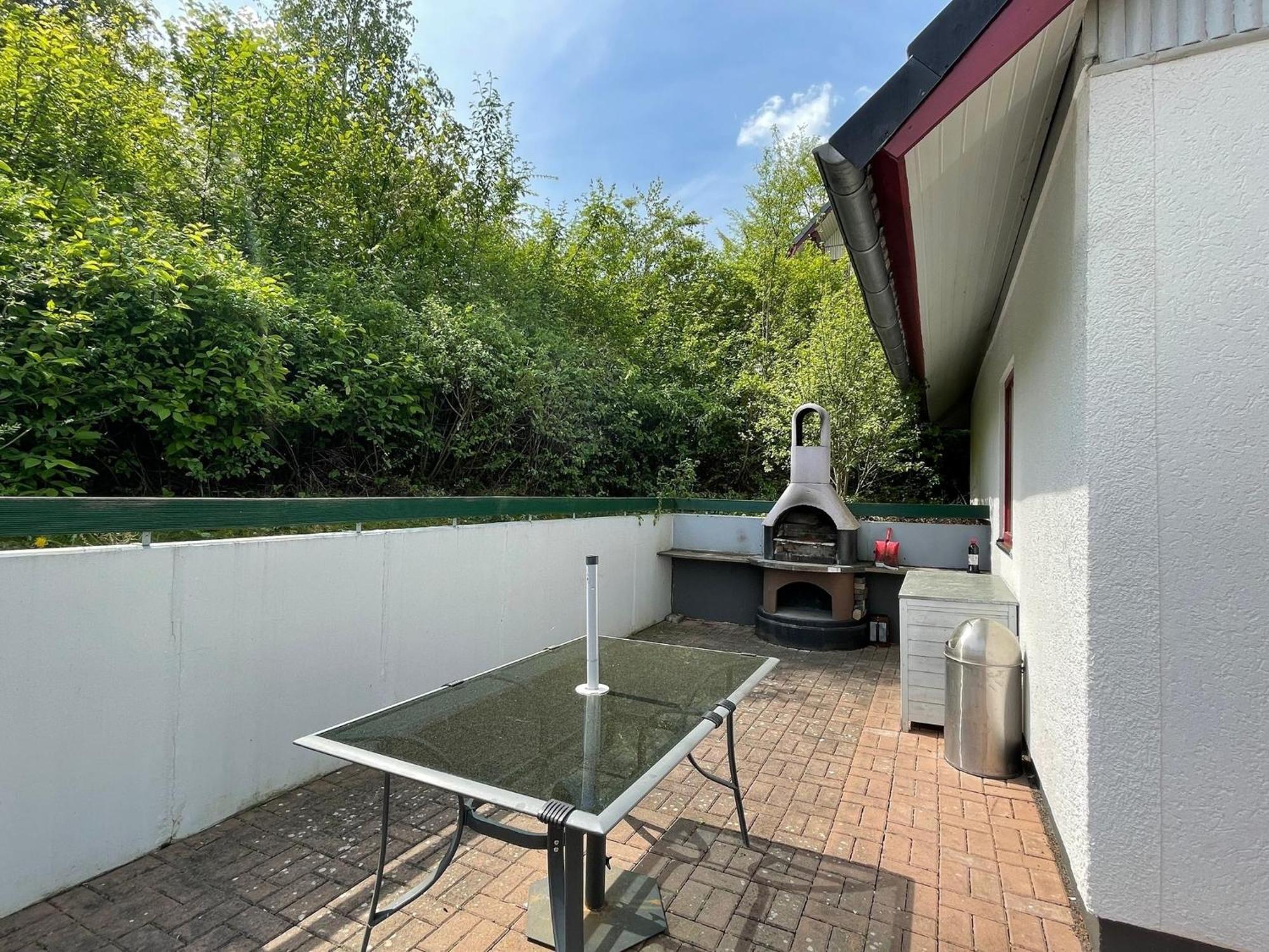 Fh "Baeren Ecke" Am See Im Hessischen Bergland Kirchheim  Exterior photo