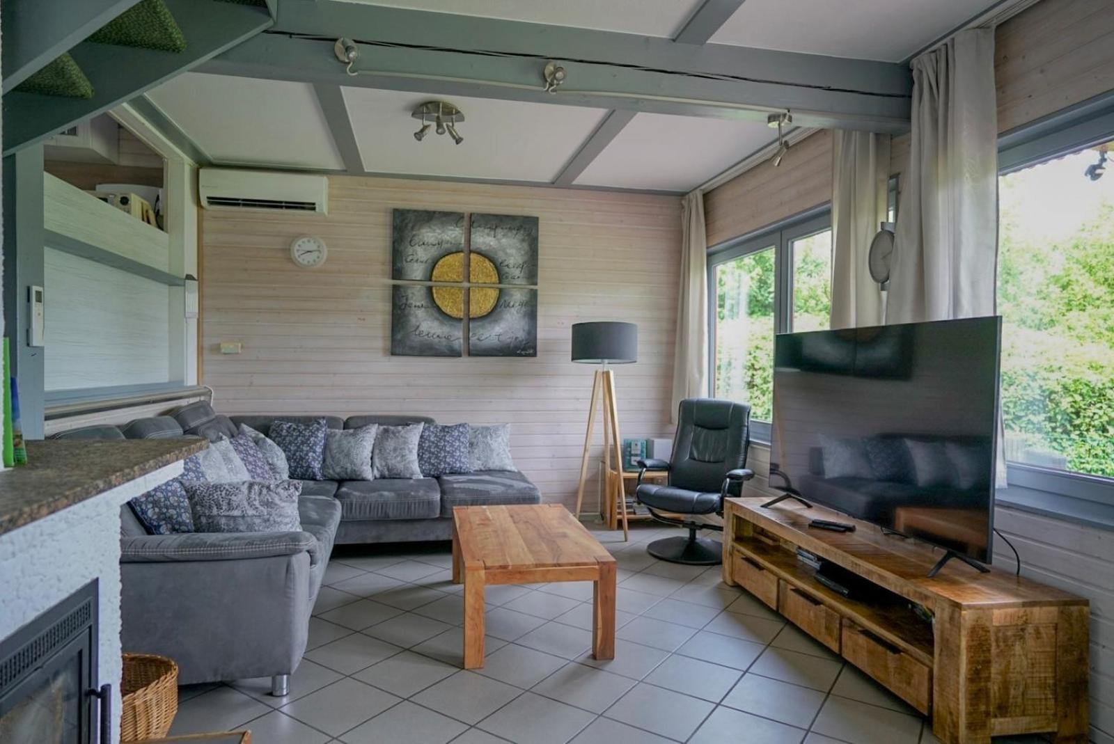 Fh "Baeren Ecke" Am See Im Hessischen Bergland Kirchheim  Exterior photo